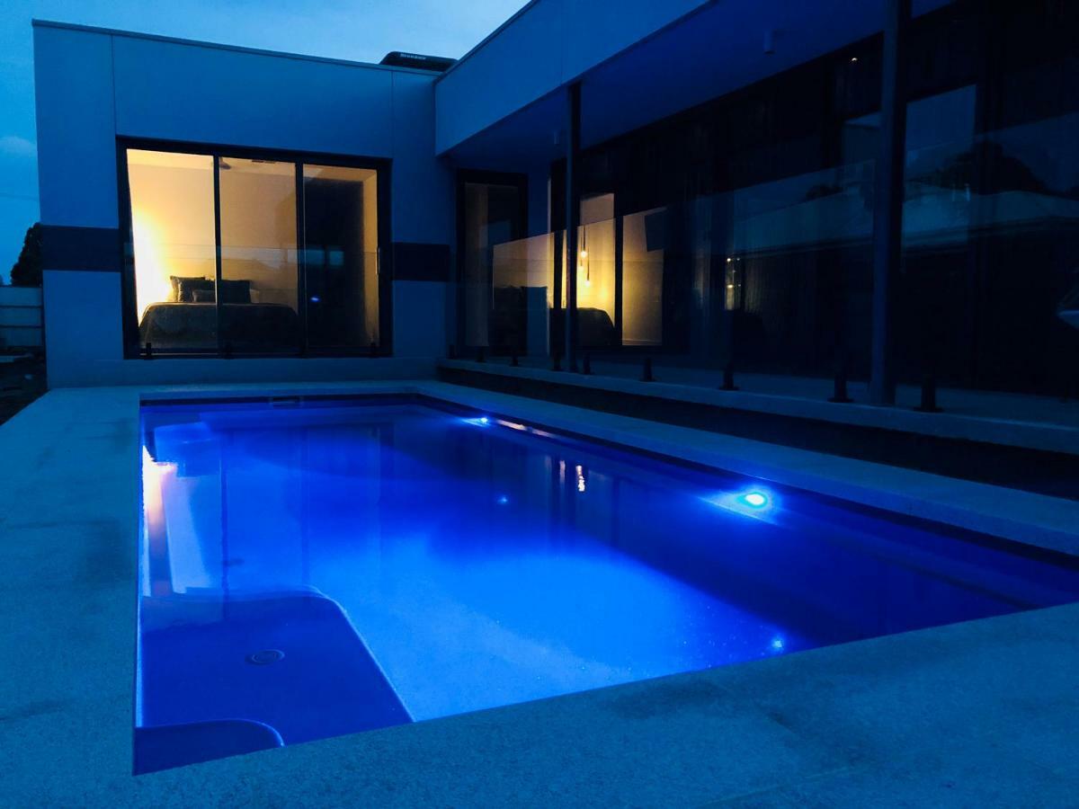 The Sinatra Holiday House - Couples Retreat Mulwala Exterior foto